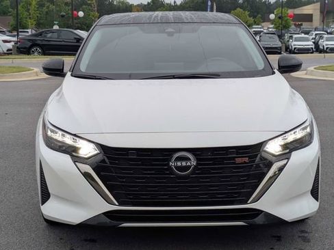 Used 2024 Nissan Sentra SR FWD image 9