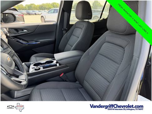 Certified 2026 Chevrolet Equinox LT FWD image 23