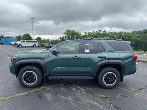 New 2026 Toyota 4Runner TRD Off-Road Premium AWD/4WD image 6