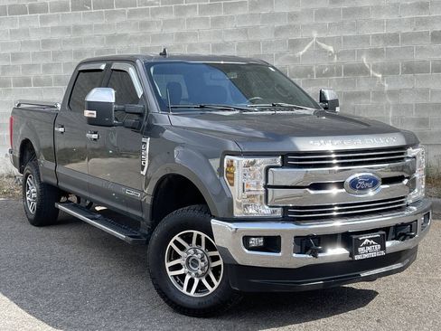 Used 2019 Ford F250 Lariat w/ Lariat Value Package AWD/4WD image 1
