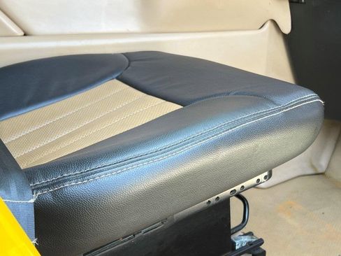 Used 1999 HUMMER H1 Open Top image 11