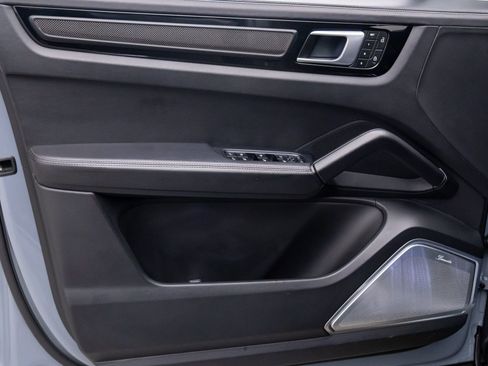 Certified 2022 Porsche Cayenne Turbo GT image 14