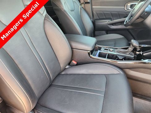 New 2025 Kia Sorento SX image 10