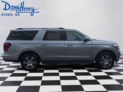 Used 2024 Ford Expedition Max Limited AWD/4WD image 6