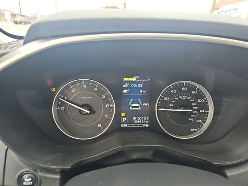 Used 2019 Subaru Crosstrek 2.0i Limited w/ Moonroof Package w/Navigation image 17