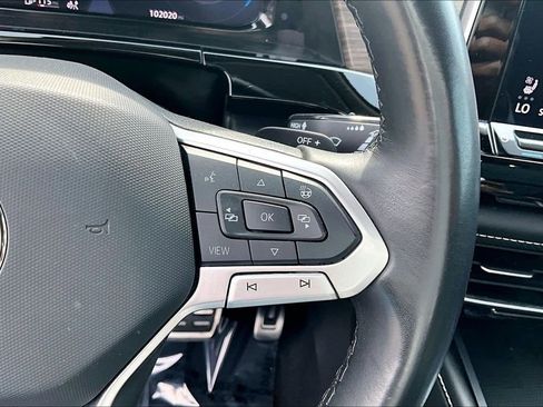 Used 2024 Volkswagen Atlas SEL Premium R-Line image 12