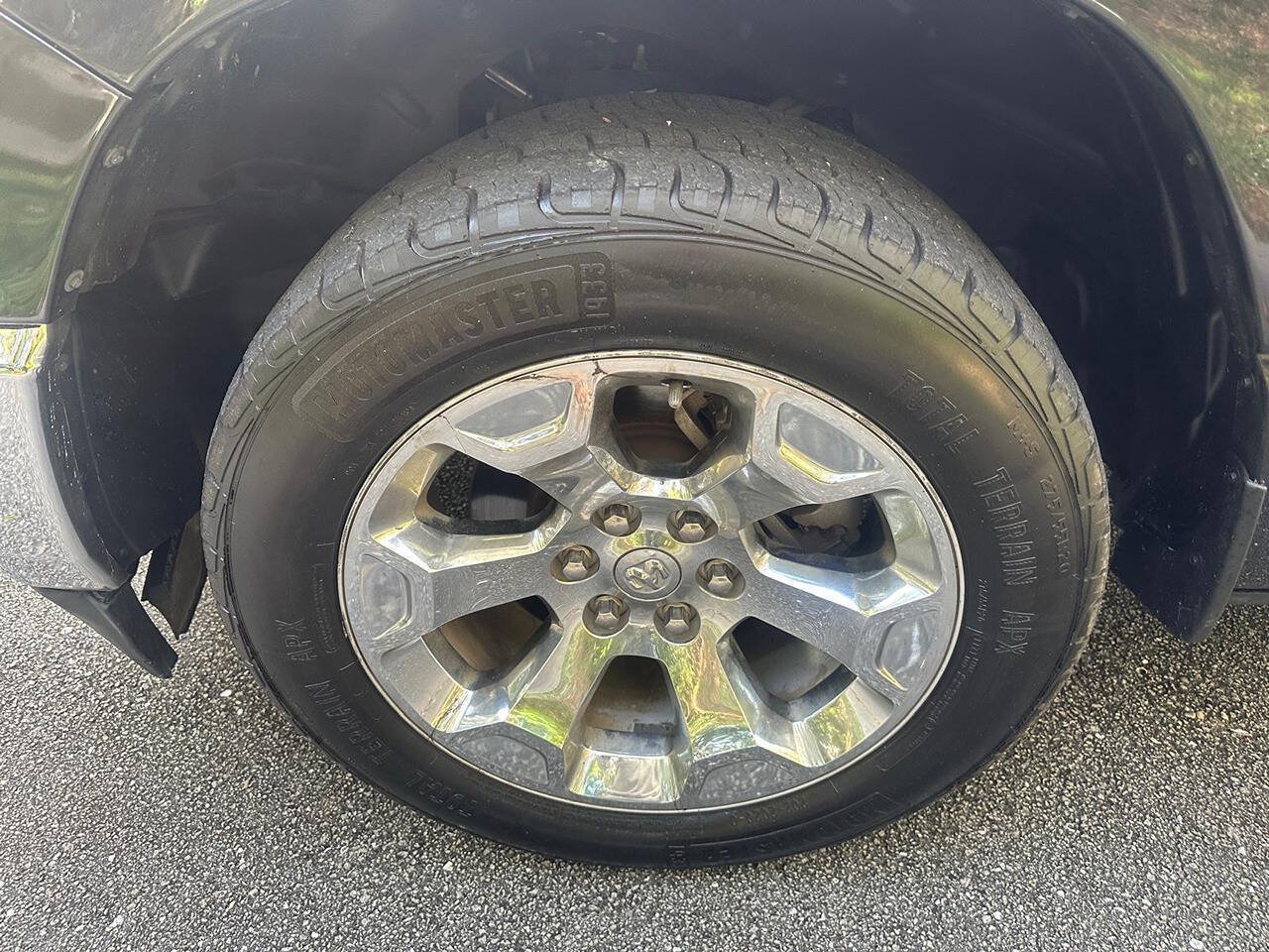 Used 2021 RAM 1500 2WD Crew Cab image 27