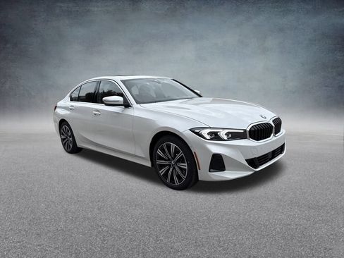 Used 2026 BMW 330i xDrive Sedan AWD/4WD image 9