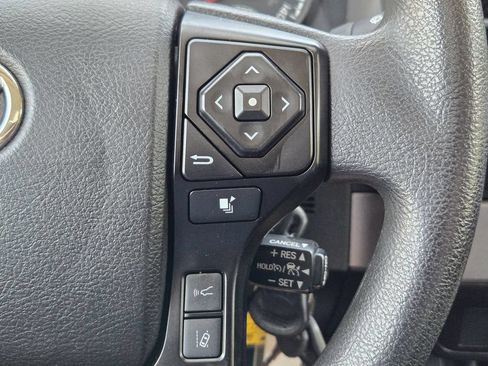 Used 2022 Toyota Tacoma SR RWD image 29