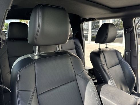 Used 2023 Toyota Tacoma TRD Off-Road image 46