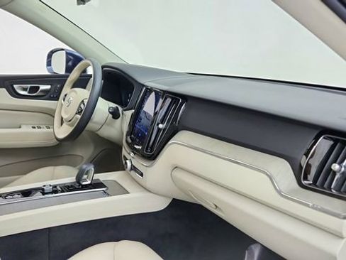 Used 2023 Volvo XC60 B5 Plus w/ Climate Package image 21