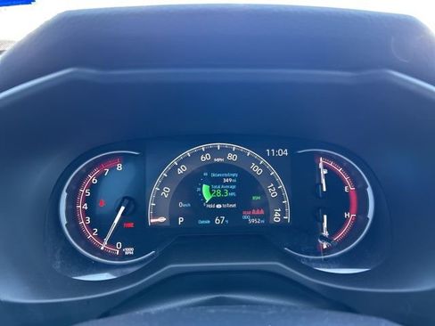 Used 2025 Toyota RAV4 XLE image 14