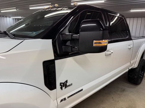 Used 2021 Ford F250 Lariat image 3