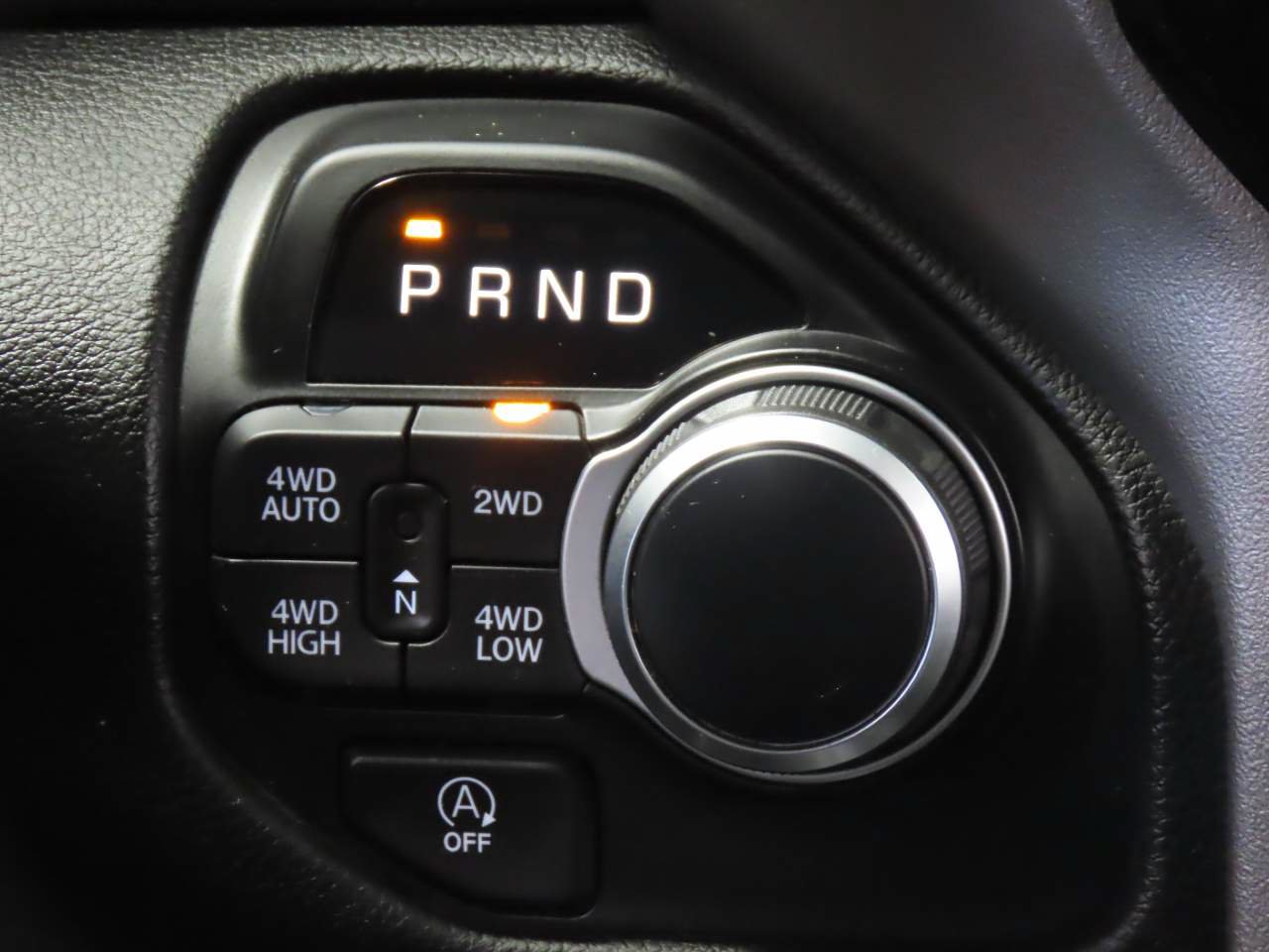 Used 2025 RAM 1500 Big Horn AWD/4WD image 13