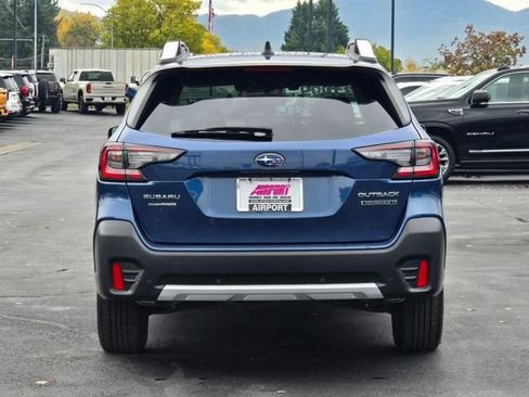 Used 2022 Subaru Outback Touring XT image 5