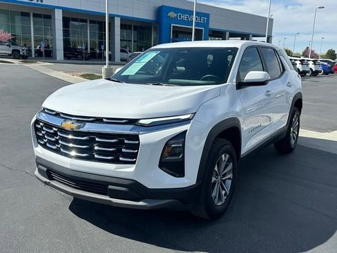 Certified 2025 Chevrolet Equinox LT image 29