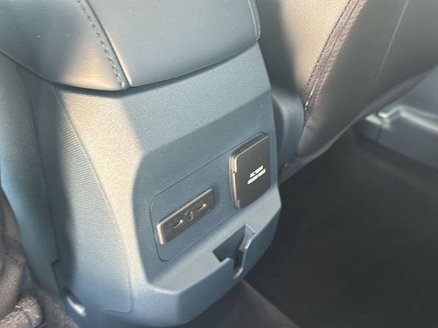 New 2025 Ford Maverick XLT w/ XLT Luxury Package image 18