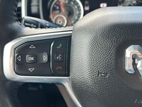 Used 2022 RAM 1500 Laramie AWD/4WD image 38
