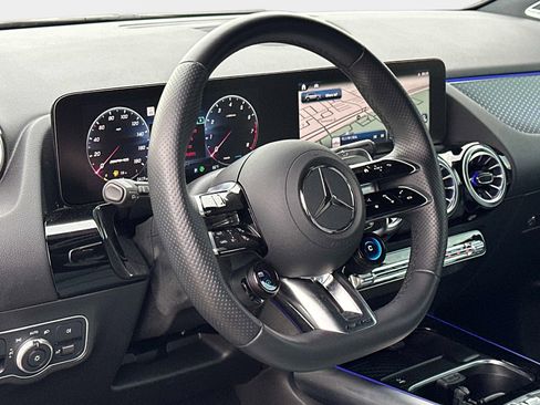 Certified 2025 Mercedes-Benz GLA 35 AMG 4MATIC image 30