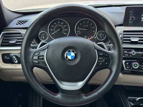 Used 2017 BMW 330i Sedan RWD image 31