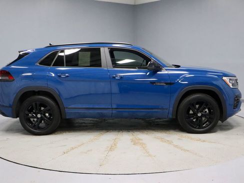 Used 2025 Volkswagen Atlas Cross Sport SEL R-Line image 12