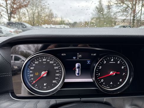 Used 2019 Mercedes-Benz E 450 Coupe image 23