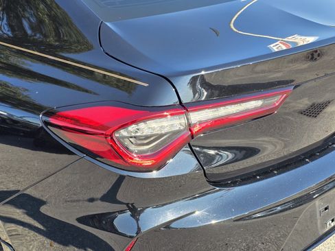 Used 2022 Acura TLX Base image 7