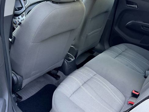 Used 2015 Chevrolet Sonic LT FWD image 10