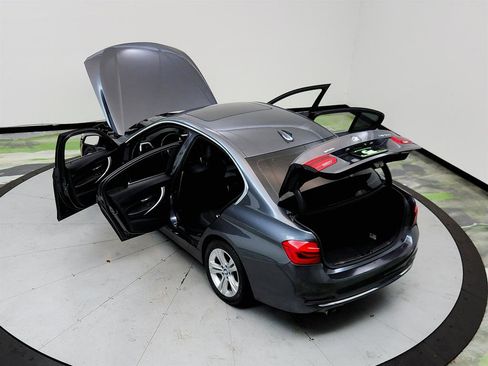 Used 2016 BMW 328i xDrive Sedan AWD/4WD image 40