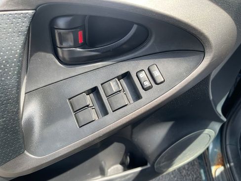 Used 2012 Toyota RAV4 4WD w/ Value Pkg image 16