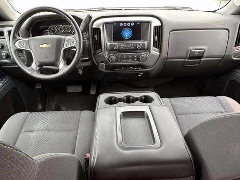 Used 2018 Chevrolet Silverado 1500 LT AWD/4WD image 15