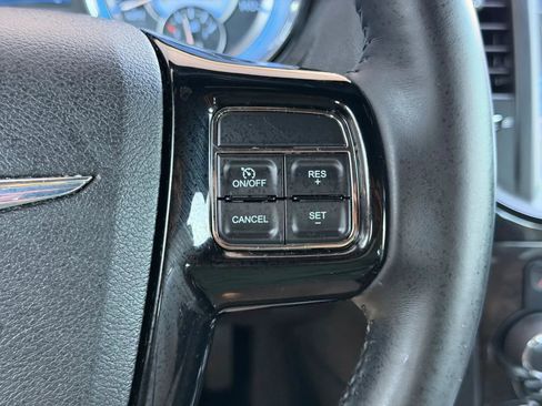Used 2014 Chrysler 300 Uptown Edition w/ Quick Order Package 22M RWD image 35
