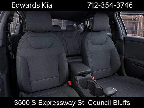 New 2026 Kia K4 FWD image 17