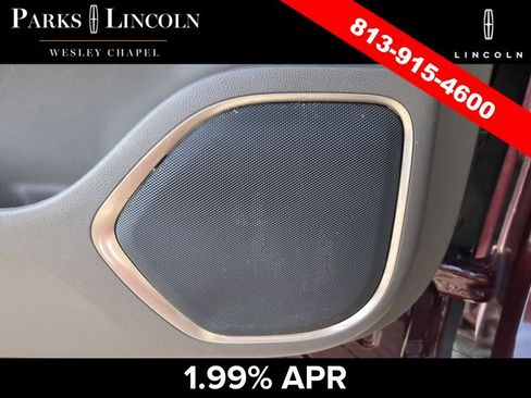 Used 2022 Lincoln Nautilus Reserve w/ Luxury Package AWD/4WD image 18