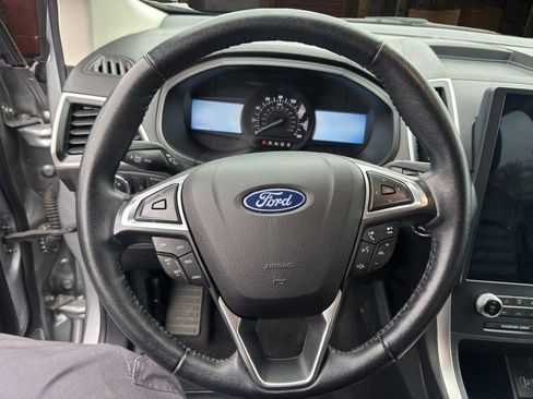 Used 2023 Ford Edge SEL image 14