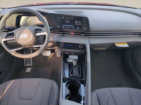 New 2026 Hyundai Elantra SEL Sport image 16