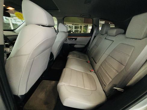 Used 2020 Honda CR-V Touring image 34