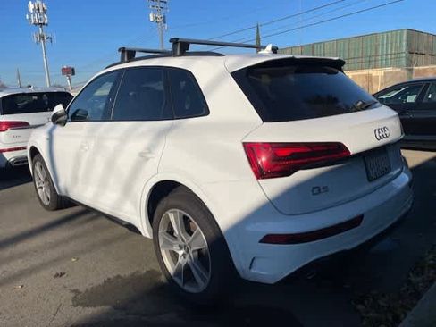 Used 2025 Audi Q5 2.0T Premium w/ Convenience Plus Package image 4