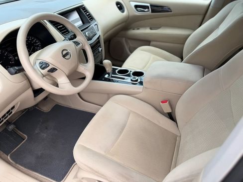 Used 2015 Nissan Pathfinder S AWD/4WD image 25