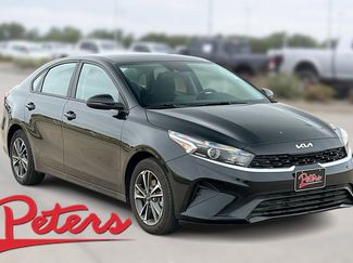Used 2023 Kia Forte LXS w/ LXS Technology Package image 1