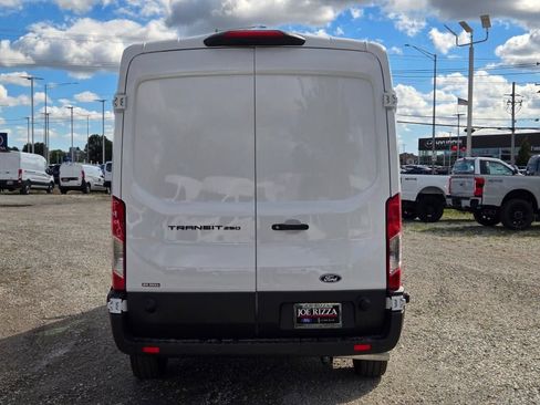 New 2026 Ford Transit 250 148 Medium Roof RWD image 8