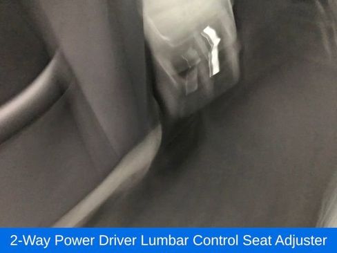 Certified 2025 Chevrolet Equinox LT w/ Convenience Package II image 18