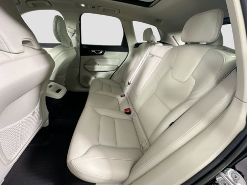 Certified 2023 Volvo XC60 B5 Plus w/ Climate Package image 26