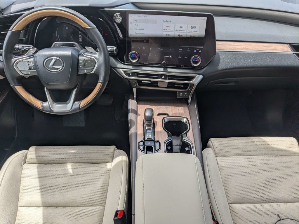 Used 2024 Lexus RX 350 w/ Convenience Package AWD/4WD image 21