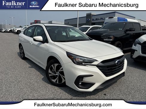 Used 2024 Subaru Legacy Premium AWD/4WD image 1
