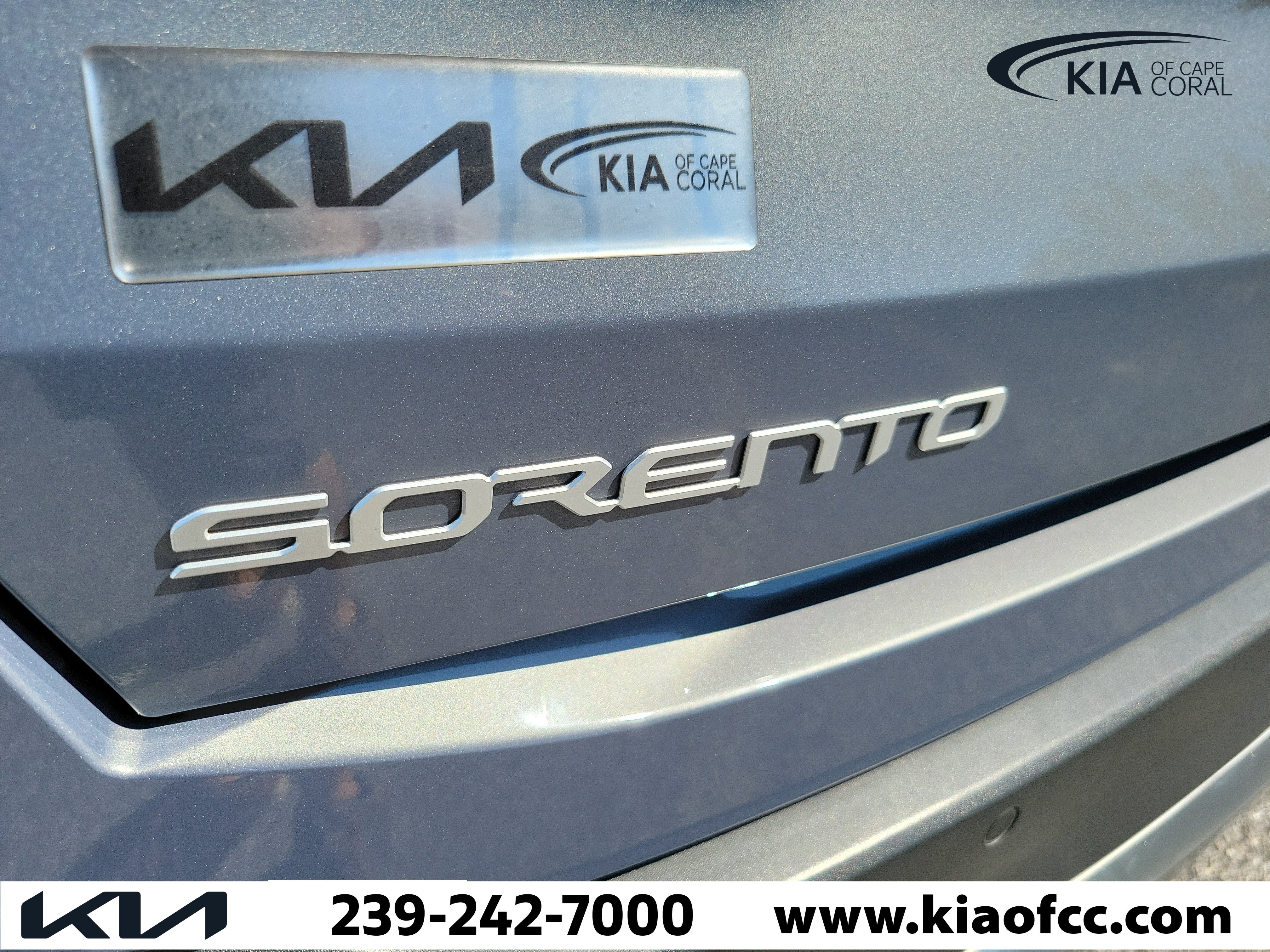 Certified 2024 Kia Sorento S w/ Panoramic Sunroof Package FWD image 12