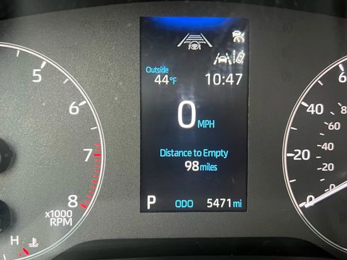 Used 2025 Toyota Corolla LE image 13