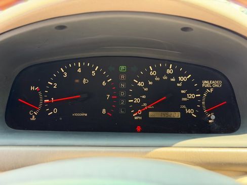 Used 2000 Lexus ES 330 FWD image 14