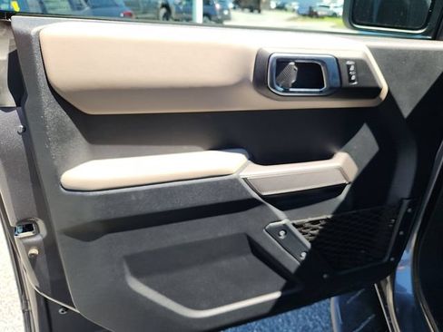 Used 2023 Ford Bronco Wildtrak AWD/4WD image 12