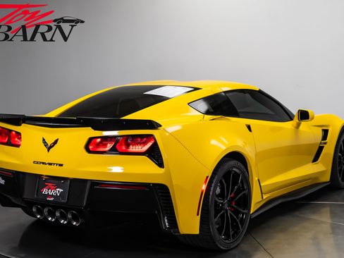 Used 2019 Chevrolet Corvette Grand Sport w/ Carbon Flash Badge Package RWD image 13